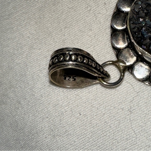 Natural Titanium Druzy 925 Solid Genuine .925 Sterling Silver Pendant GORGEOUS! - Picture 2 of 6